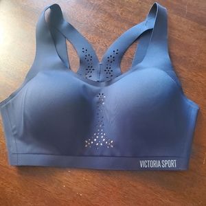VICTORIA SPORT Angel Max Sports Bra 34C